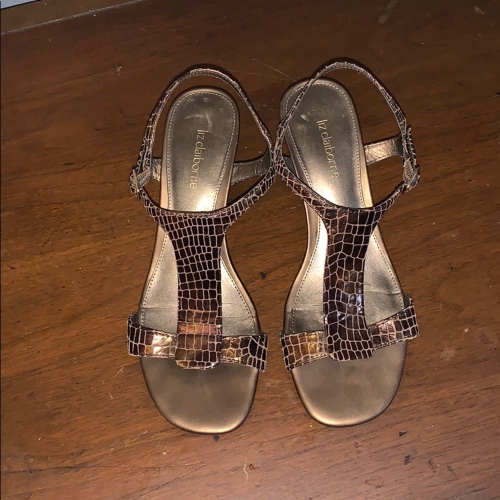 ❤️Liz  Claiborne 7 wedge gladiator heel sandals!